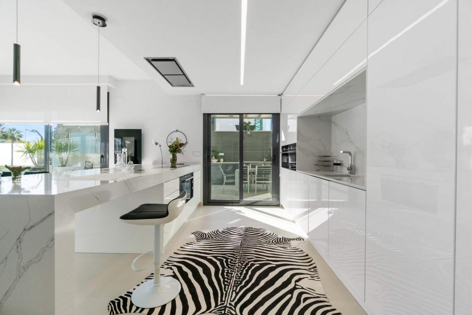 Odsprzedaż - Villa - Orihuela Costa - Campoamor