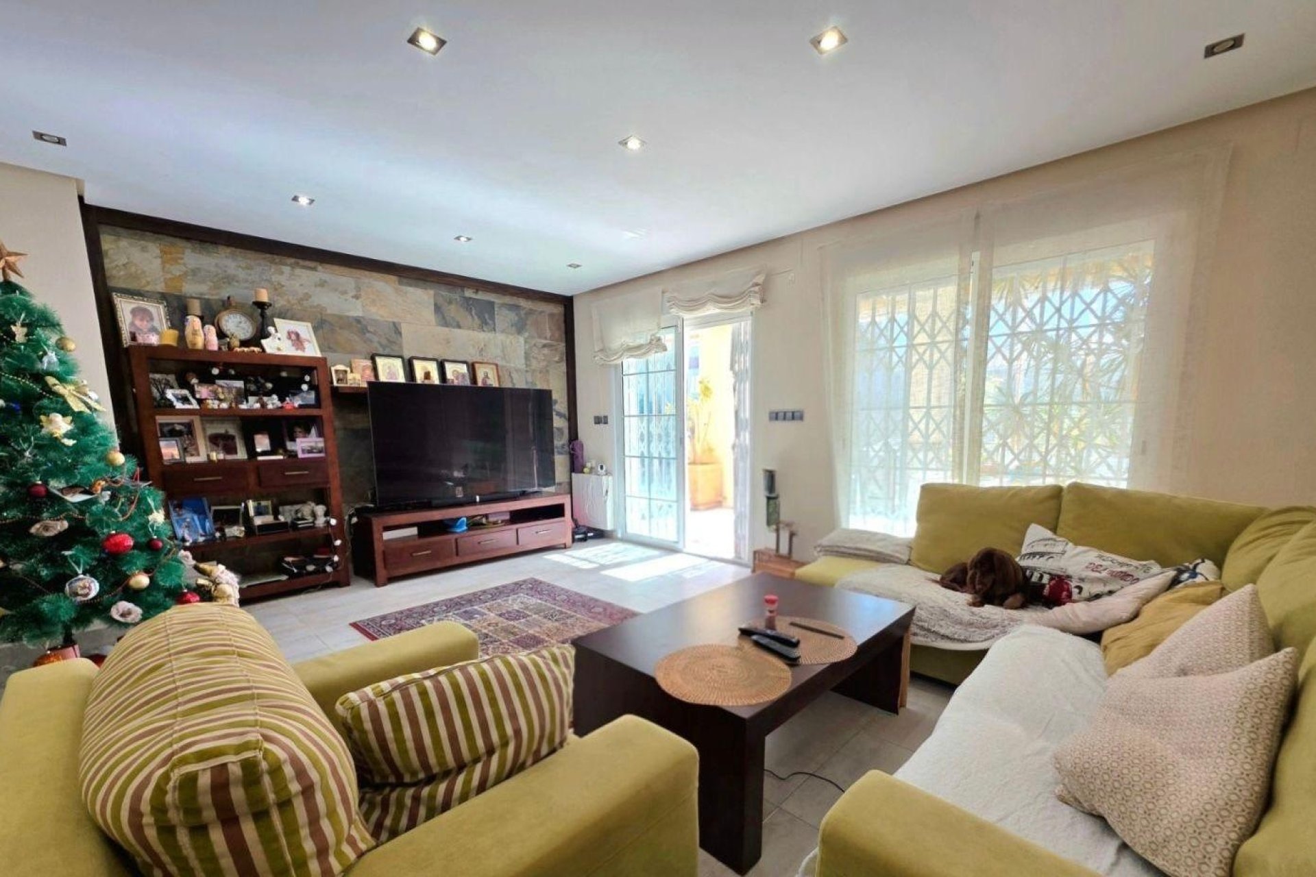 Odsprzedaż - Villa - Orihuela Costa - Campoamor