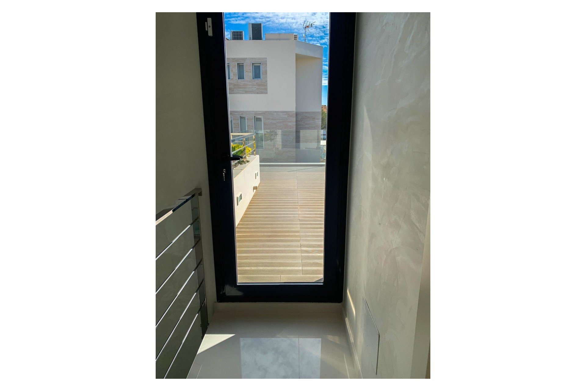 Odsprzedaż - Villa - Orihuela Costa - Campoamor