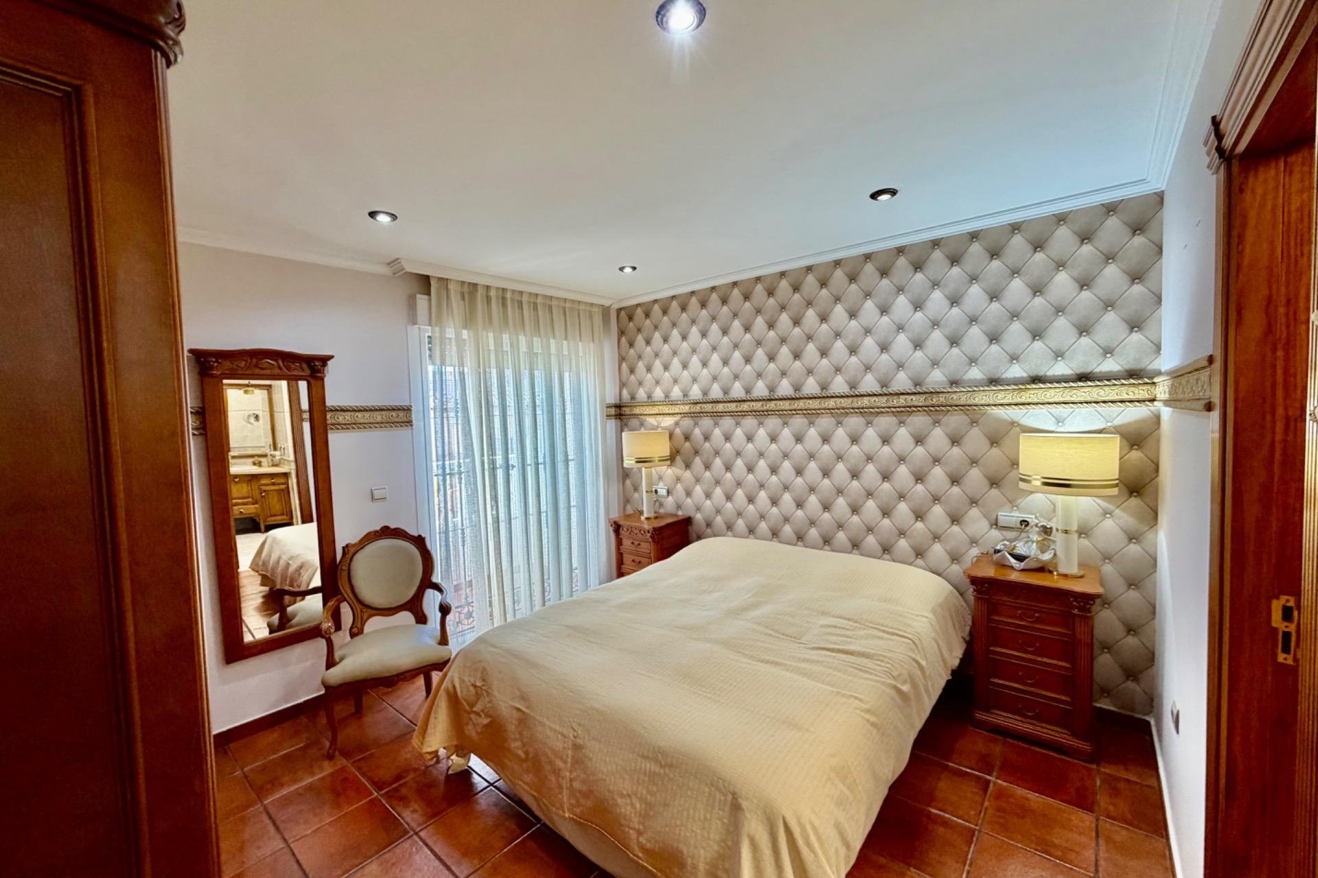 Odsprzedaż - Villa - Orihuela Costa - La Zenia