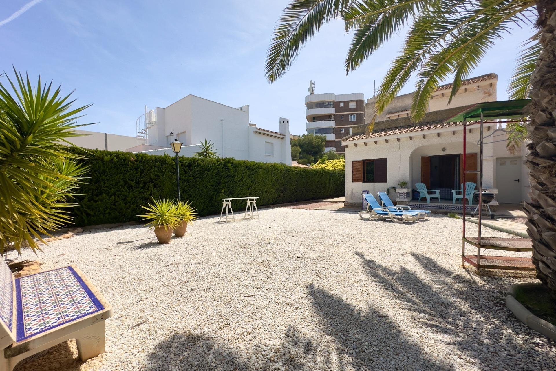 Odsprzedaż - Villa - Orihuela Costa - La Zenia