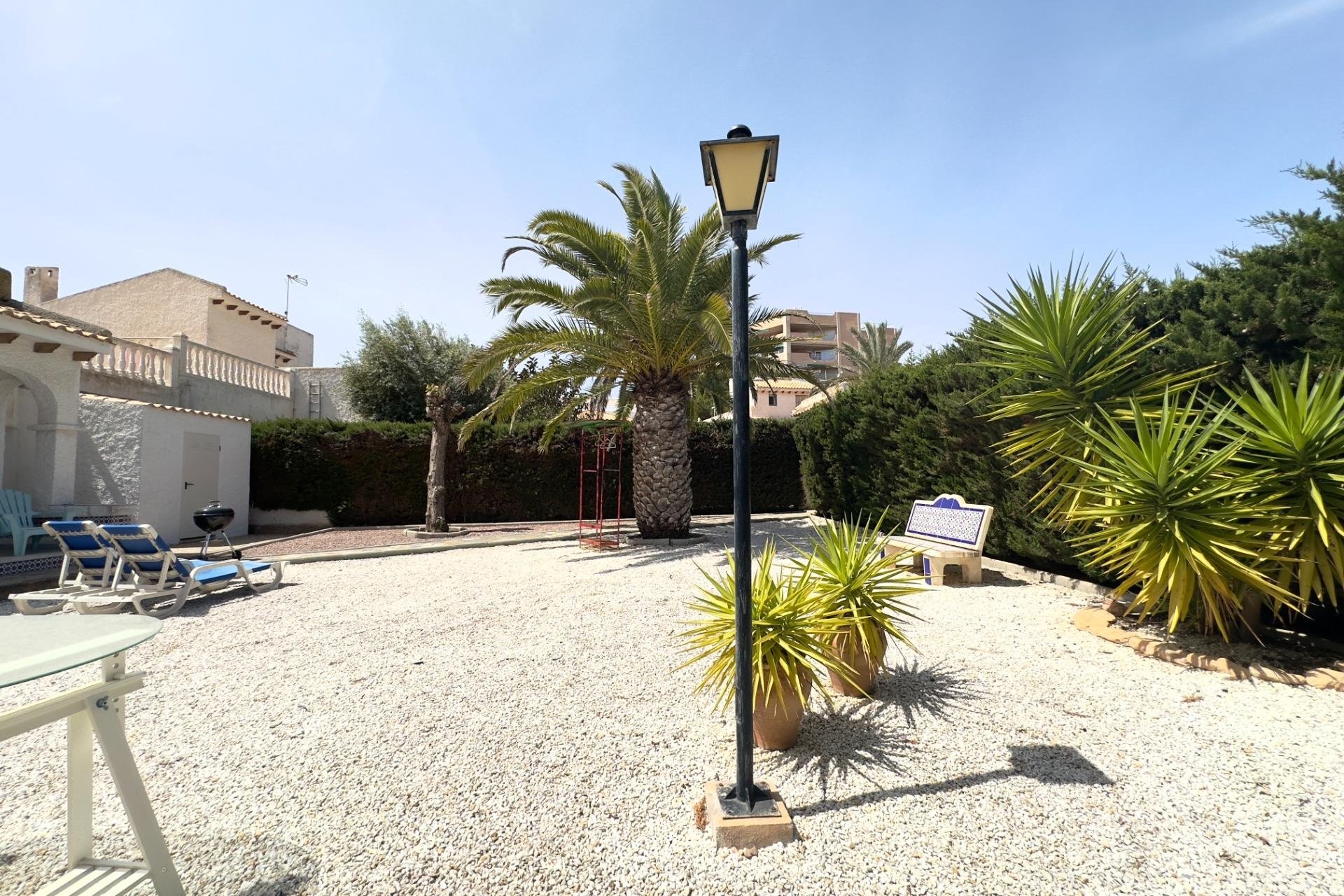 Odsprzedaż - Villa - Orihuela Costa - La Zenia