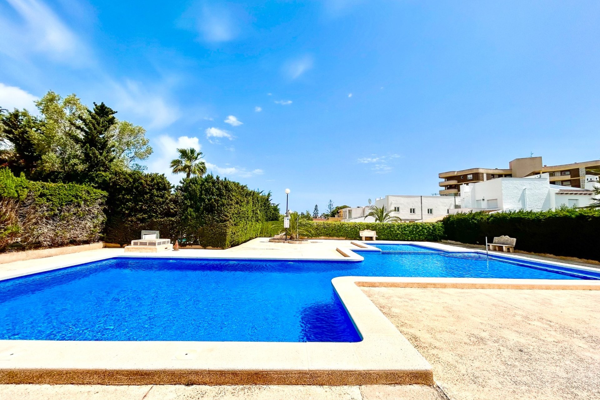 Odsprzedaż - Villa - Orihuela Costa - La Zenia