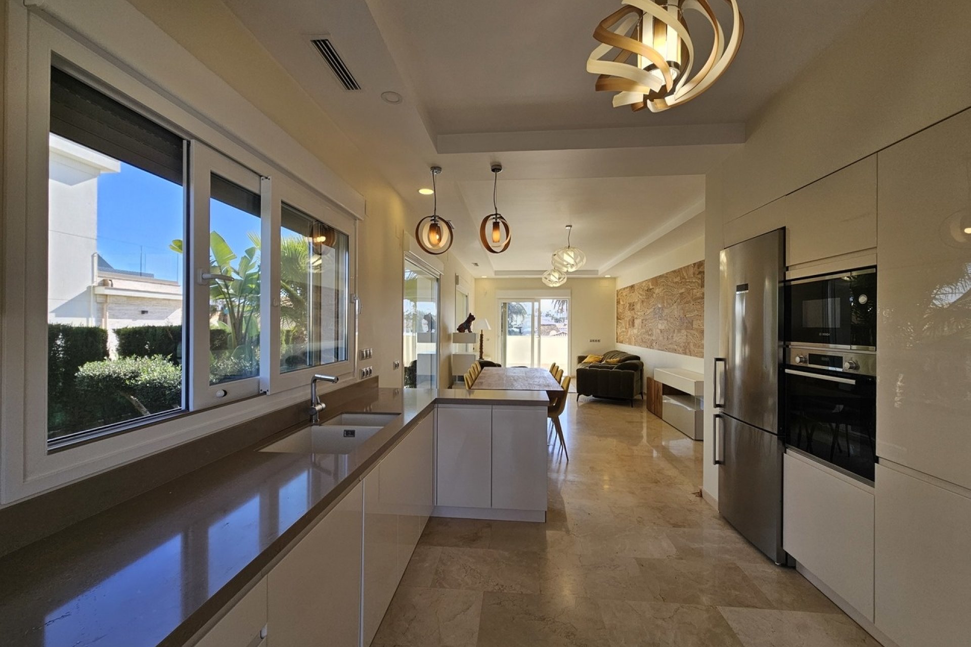 Odsprzedaż - Villa - Orihuela Costa - La Zenia