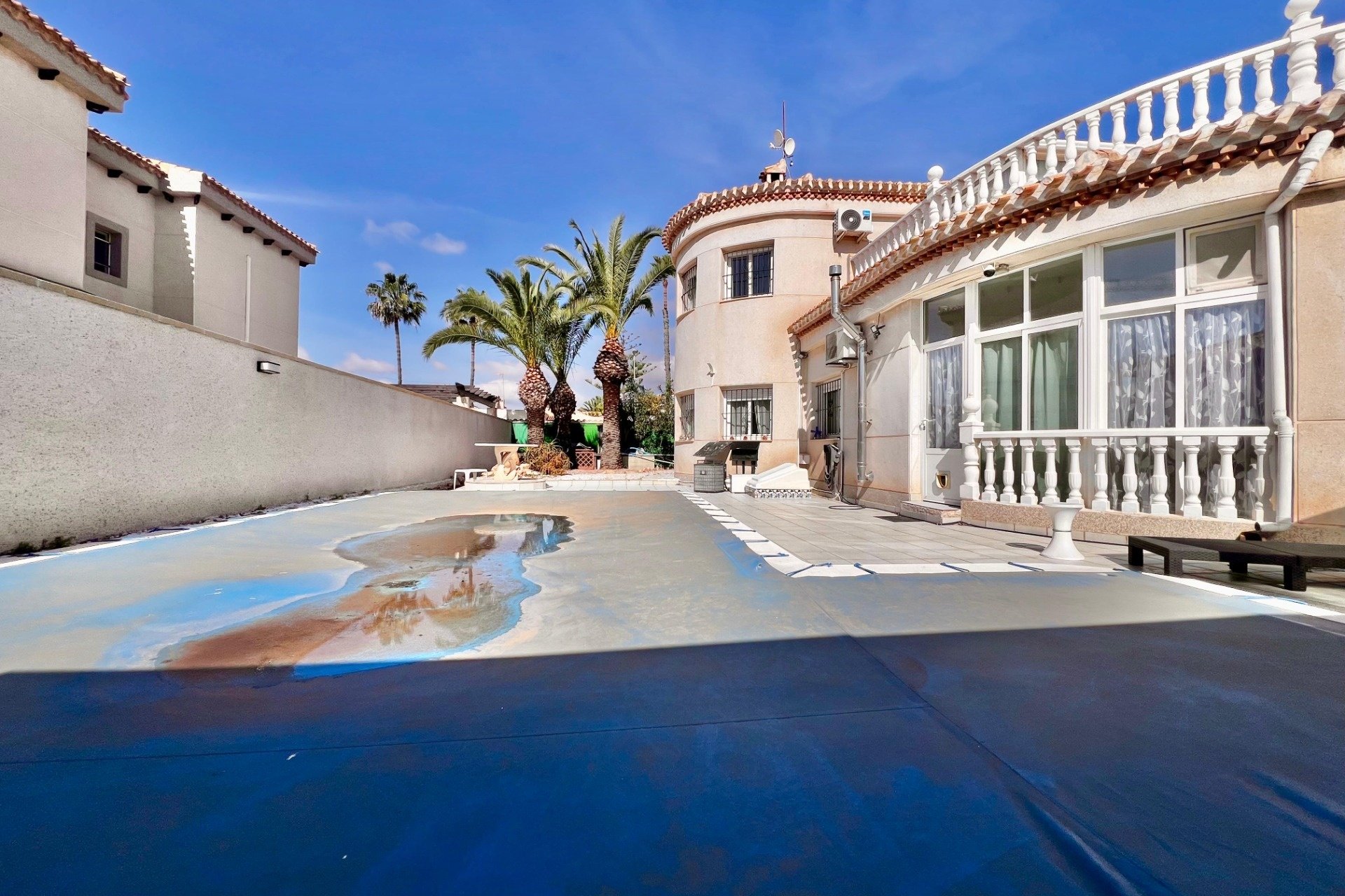 Odsprzedaż - Villa - Orihuela Costa - La Zenia