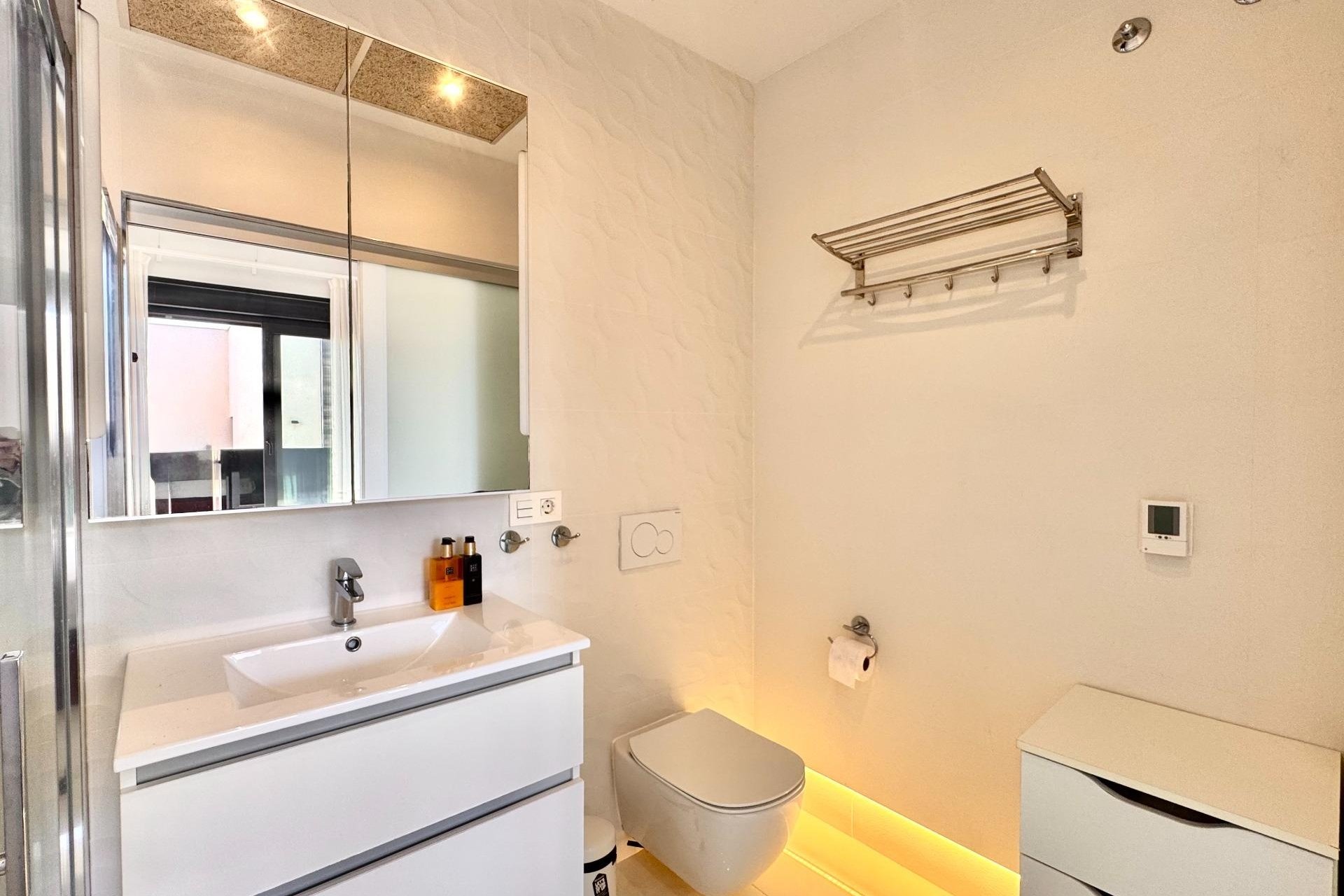 Odsprzedaż - Villa - Orihuela Costa - Lomas de Cabo Roig
