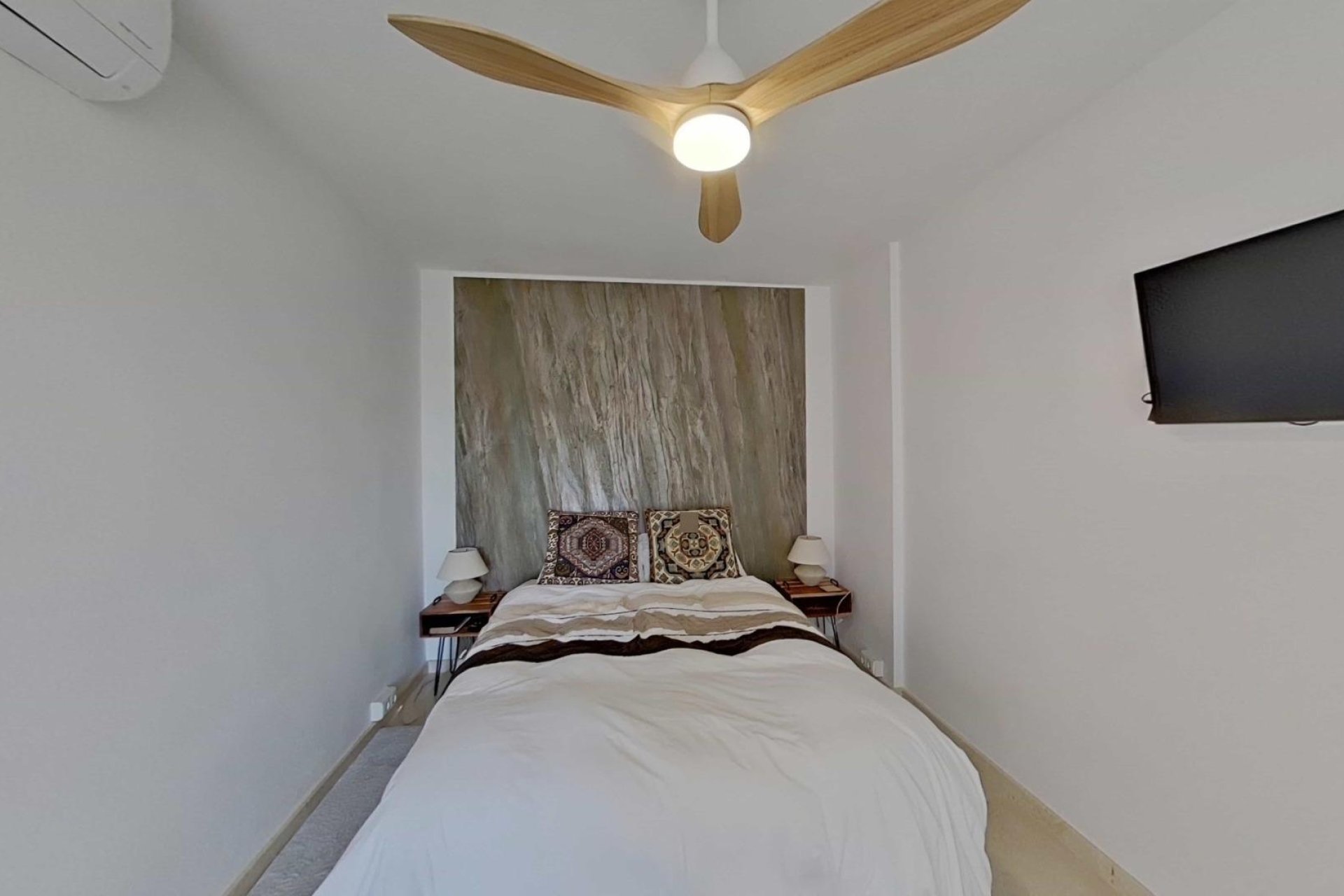 Odsprzedaż - Villa - Orihuela Costa - Lomas de Cabo Roig