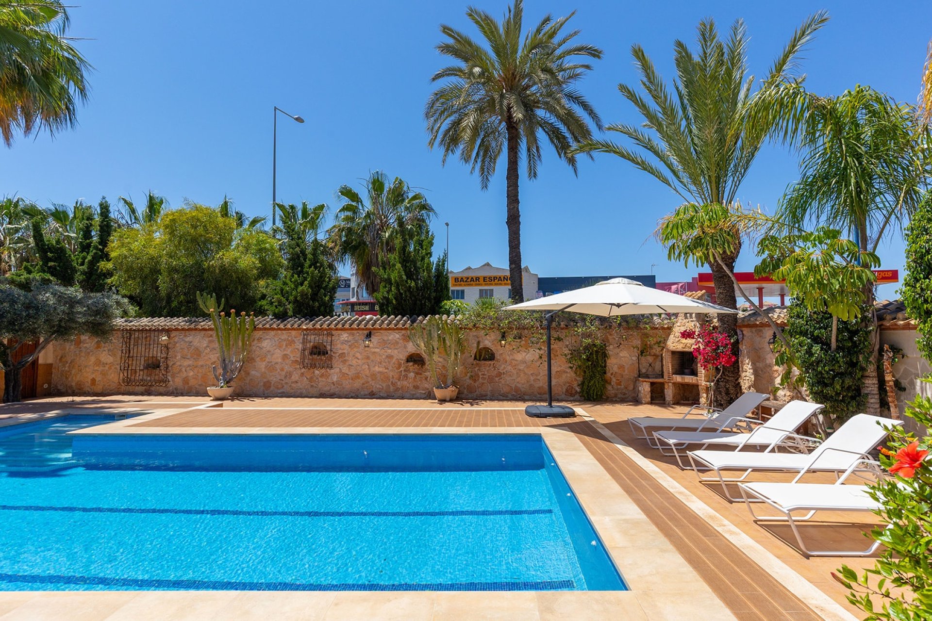 Odsprzedaż - Villa - Orihuela Costa - Punta Prima