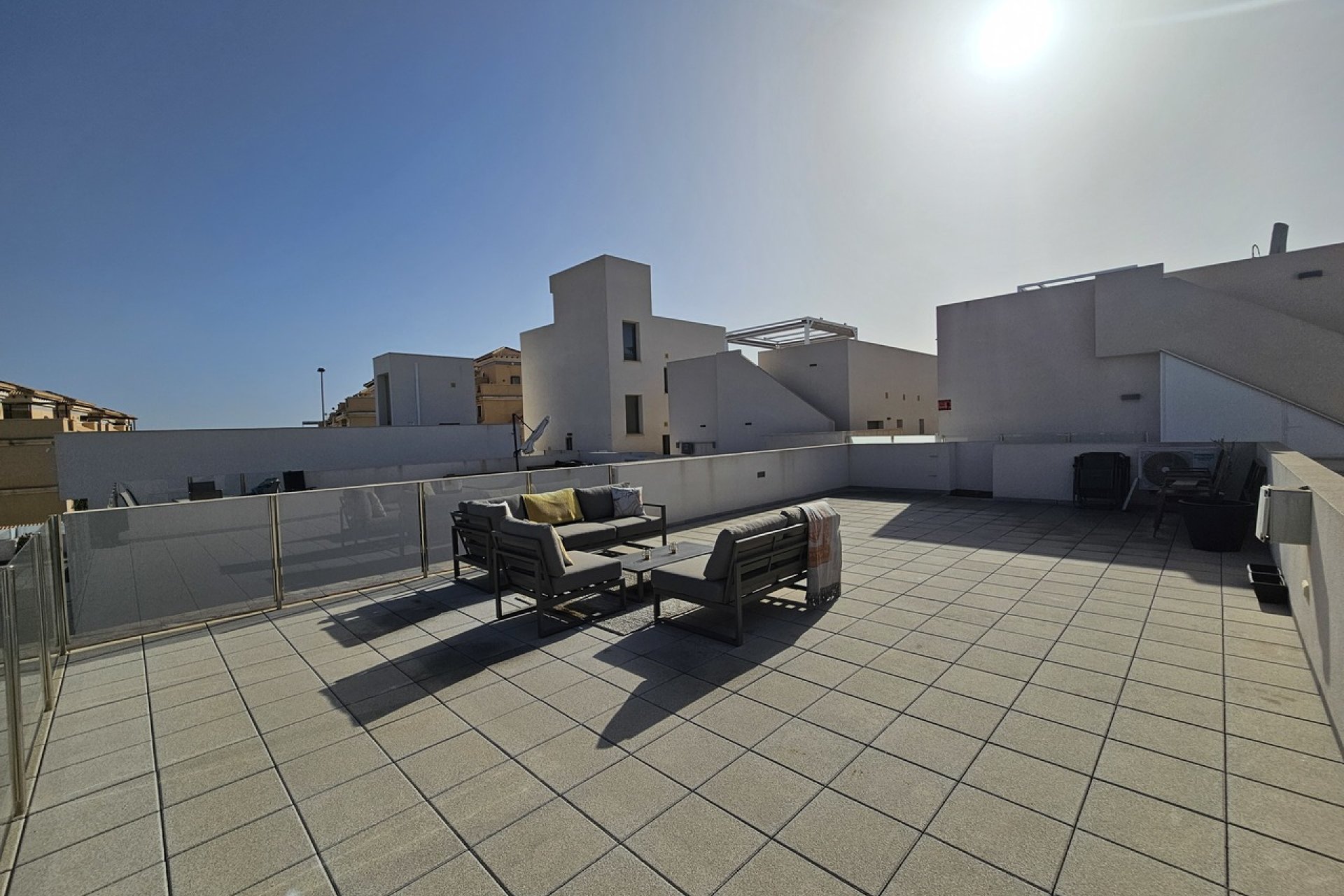 Odsprzedaż - Villa - Orihuela Costa - Villamartín