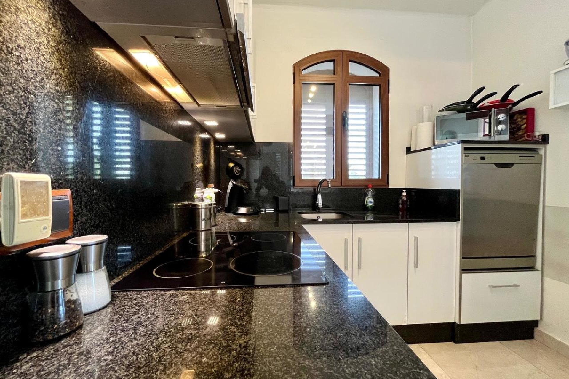 Odsprzedaż - Villa - Orihuela Costa - Villamartín