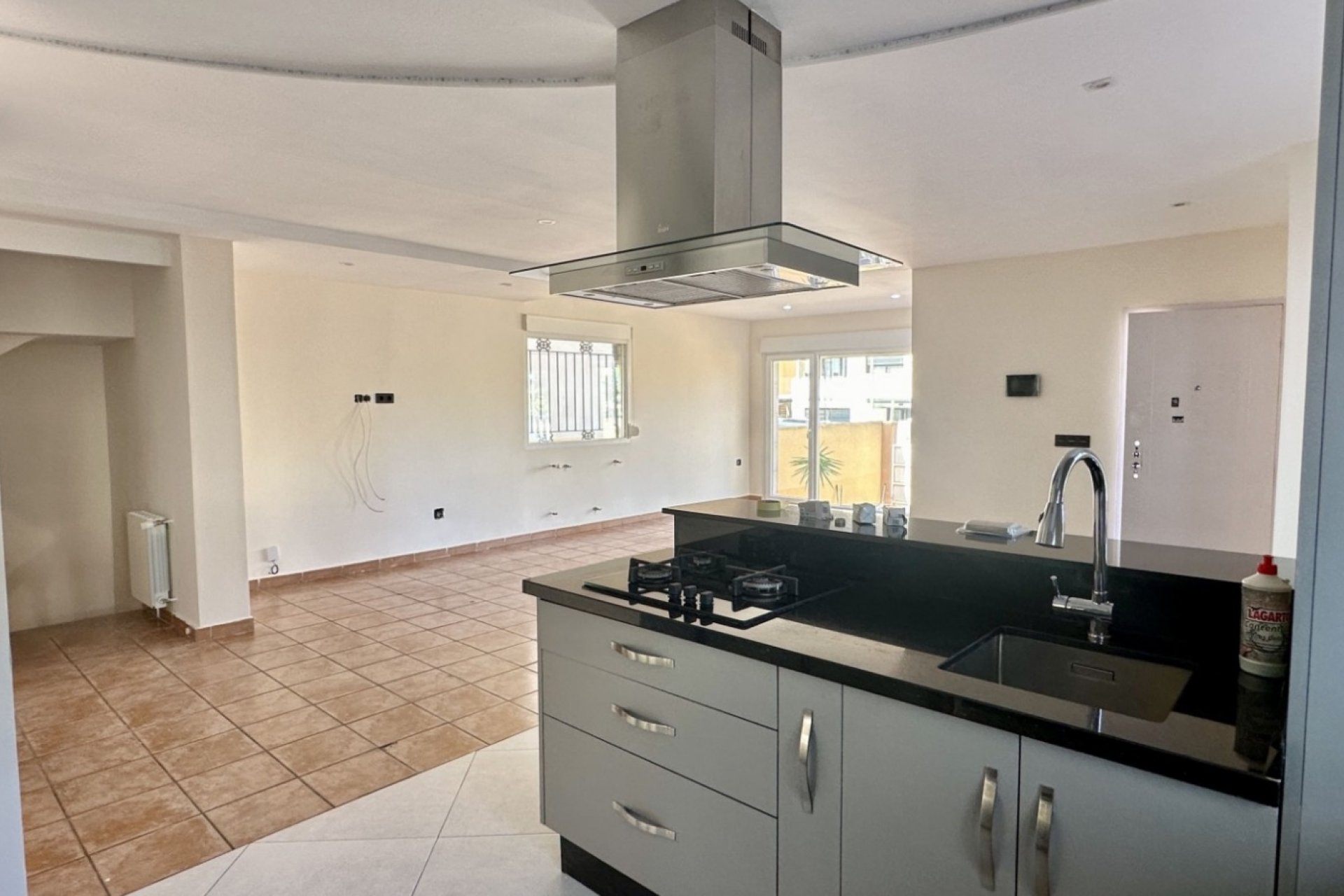 Odsprzedaż - Villa - Orihuela Costa - Villamartín