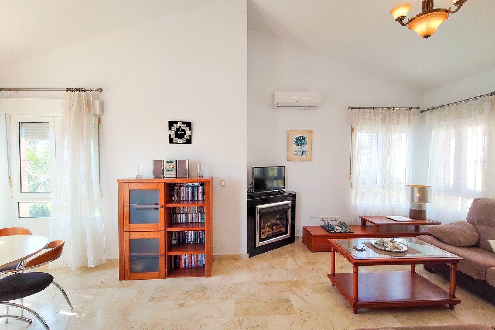 Odsprzedaż - Villa - Orihuela Costa - Villamartín