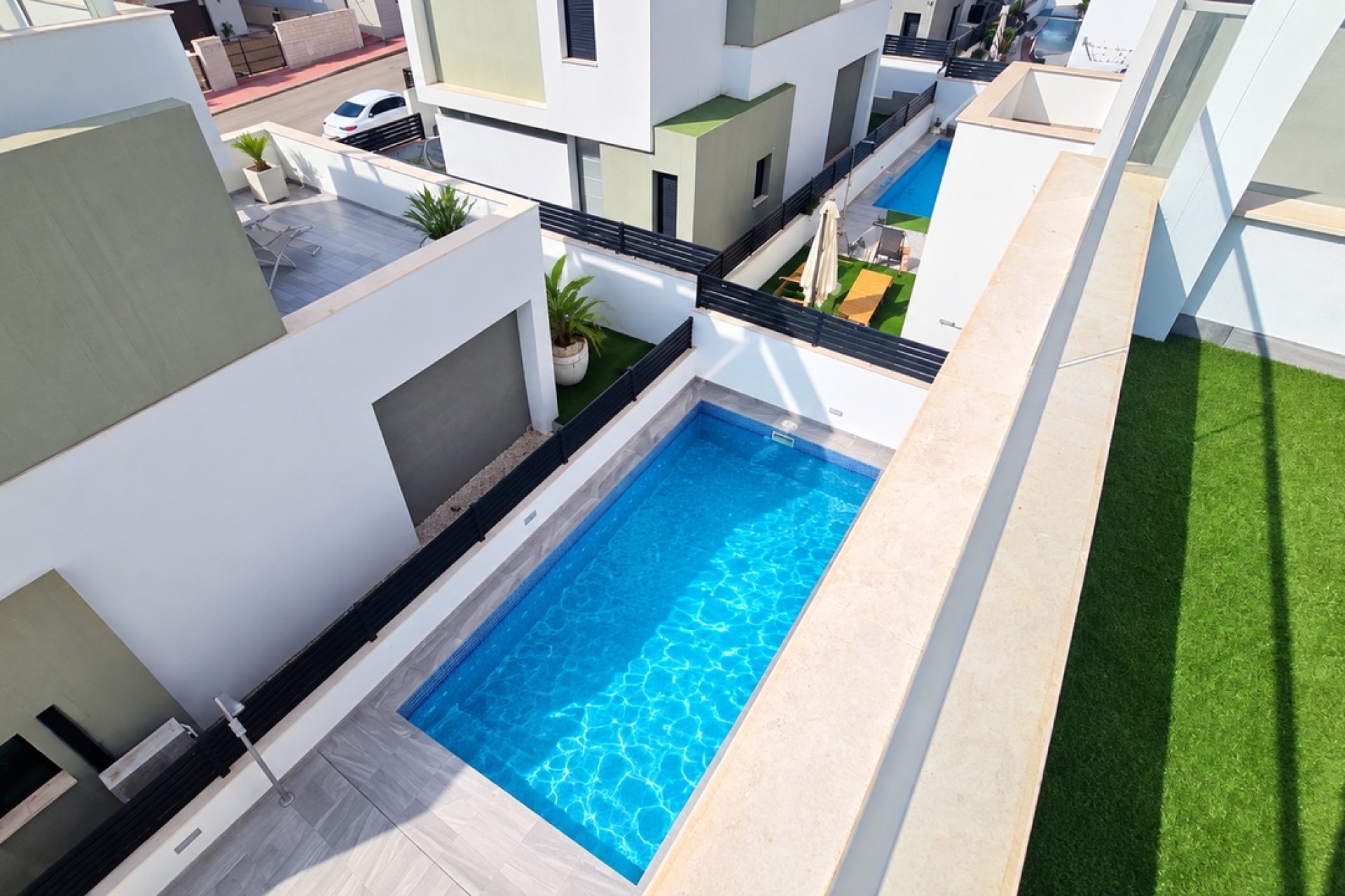 Odsprzedaż - Villa - Orihuela Costa - Villamartín