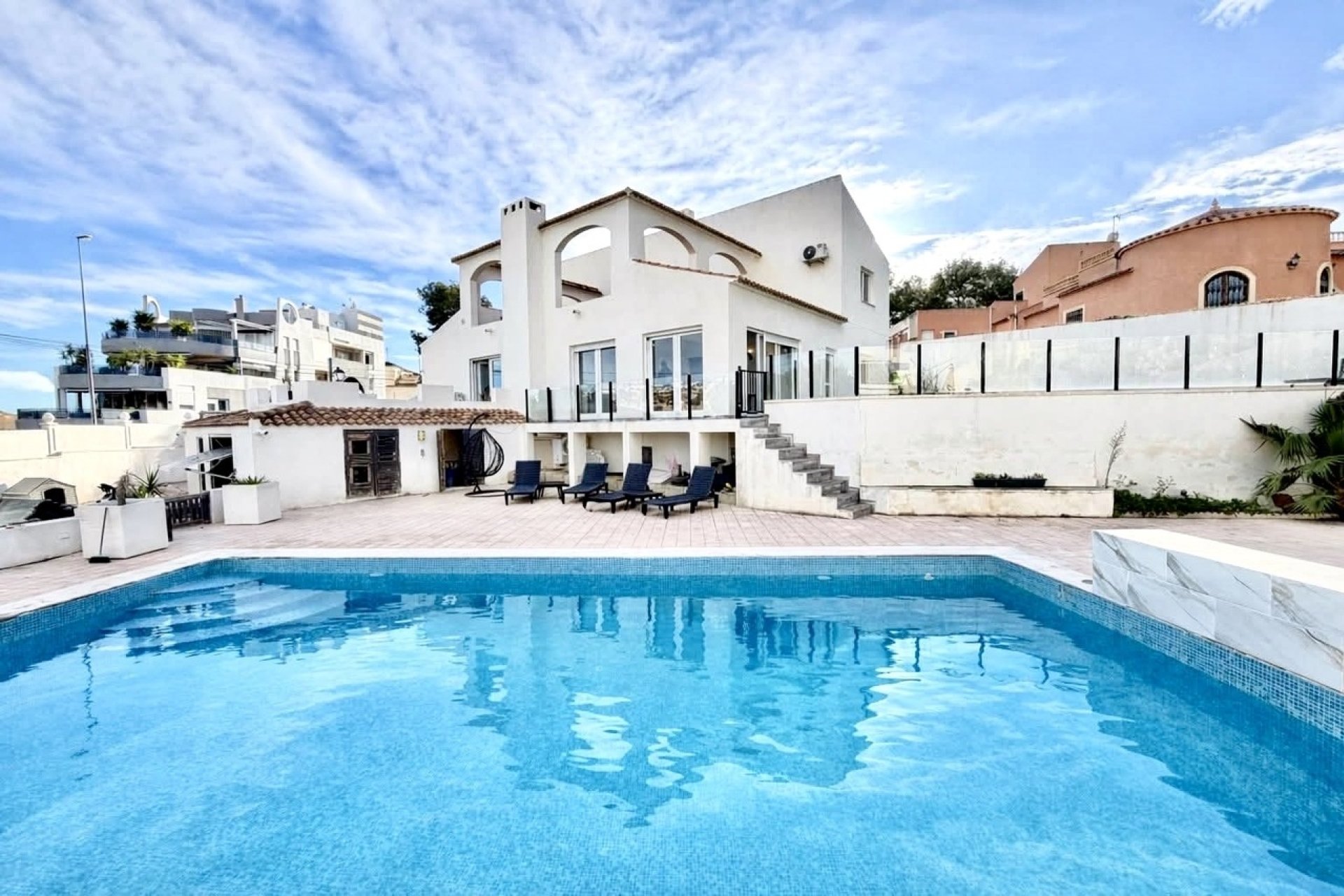 Odsprzedaż - Villa - Orihuela Costa - Villamartín