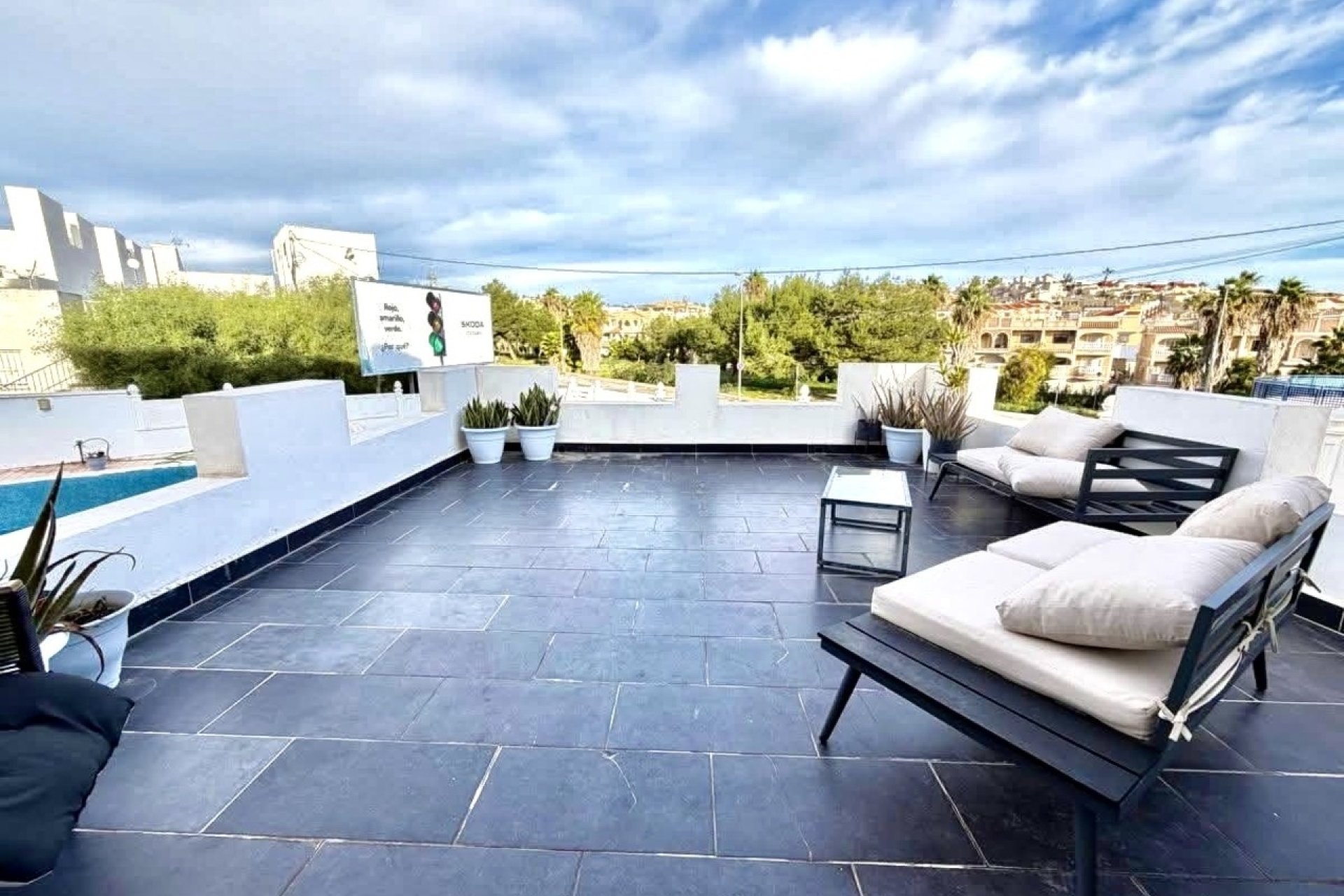 Odsprzedaż - Villa - Orihuela Costa - Villamartín