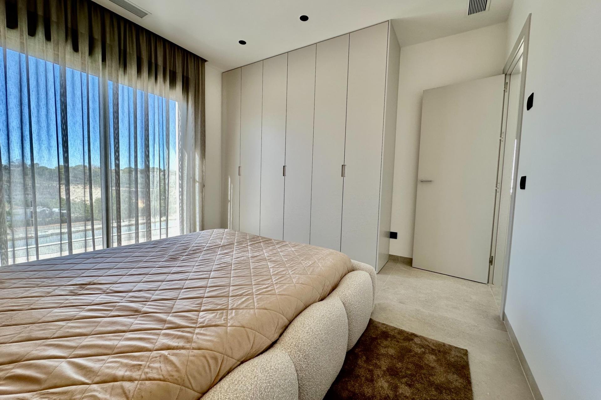 Odsprzedaż - Villa - Orihuela - Las Colinas Golf - Country Club