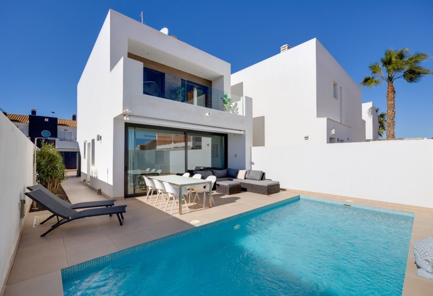 Odsprzedaż - Villa - San Javier - Santiago de la Ribera