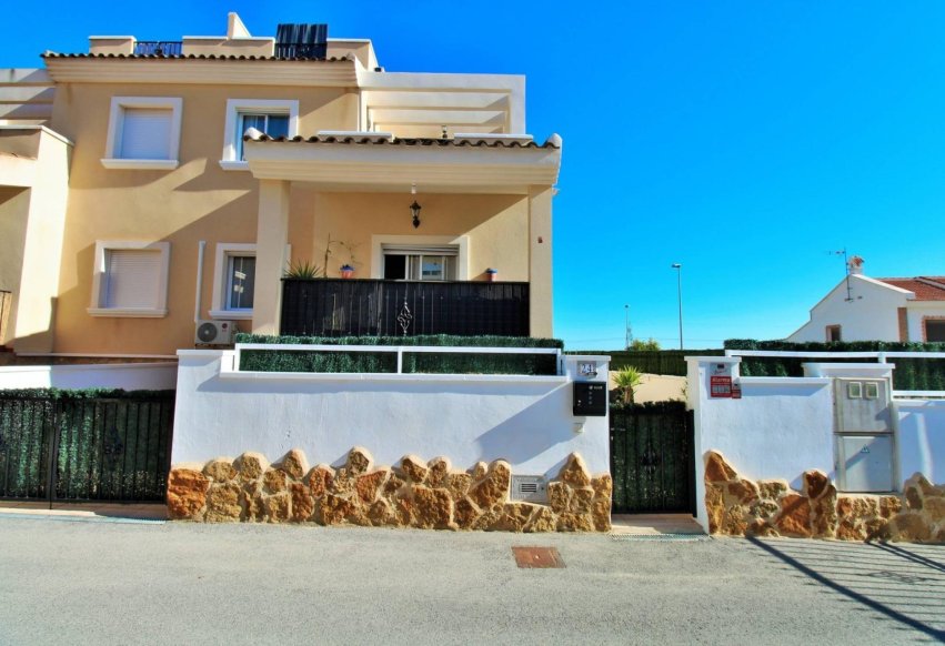Odsprzedaż - Villa - San Miguel de Salinas - Residencial los flamencos