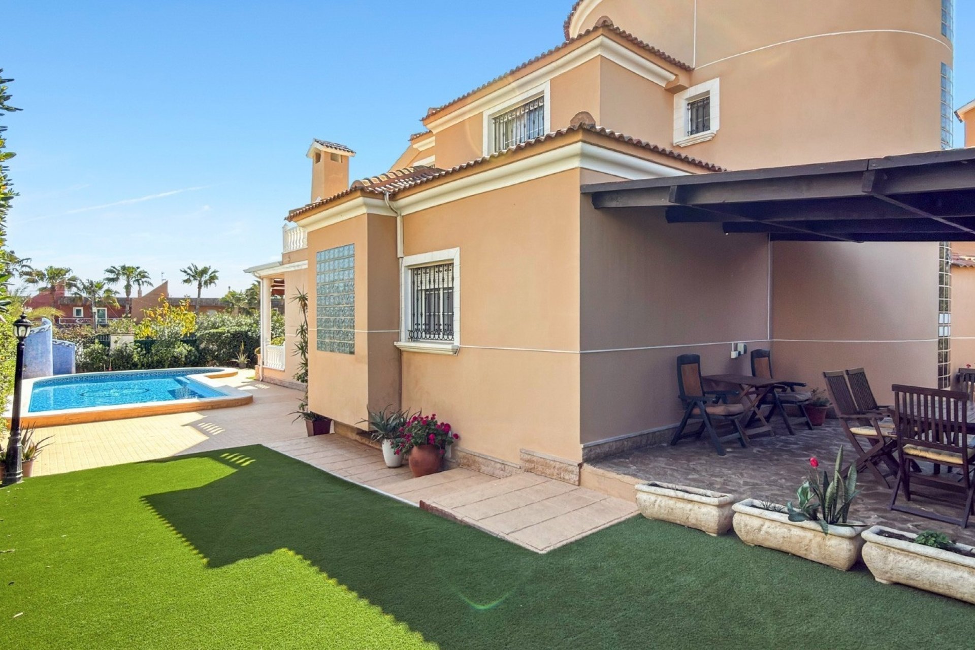Odsprzedaż - Villa - Torrevieja - Torrelamata - La Mata