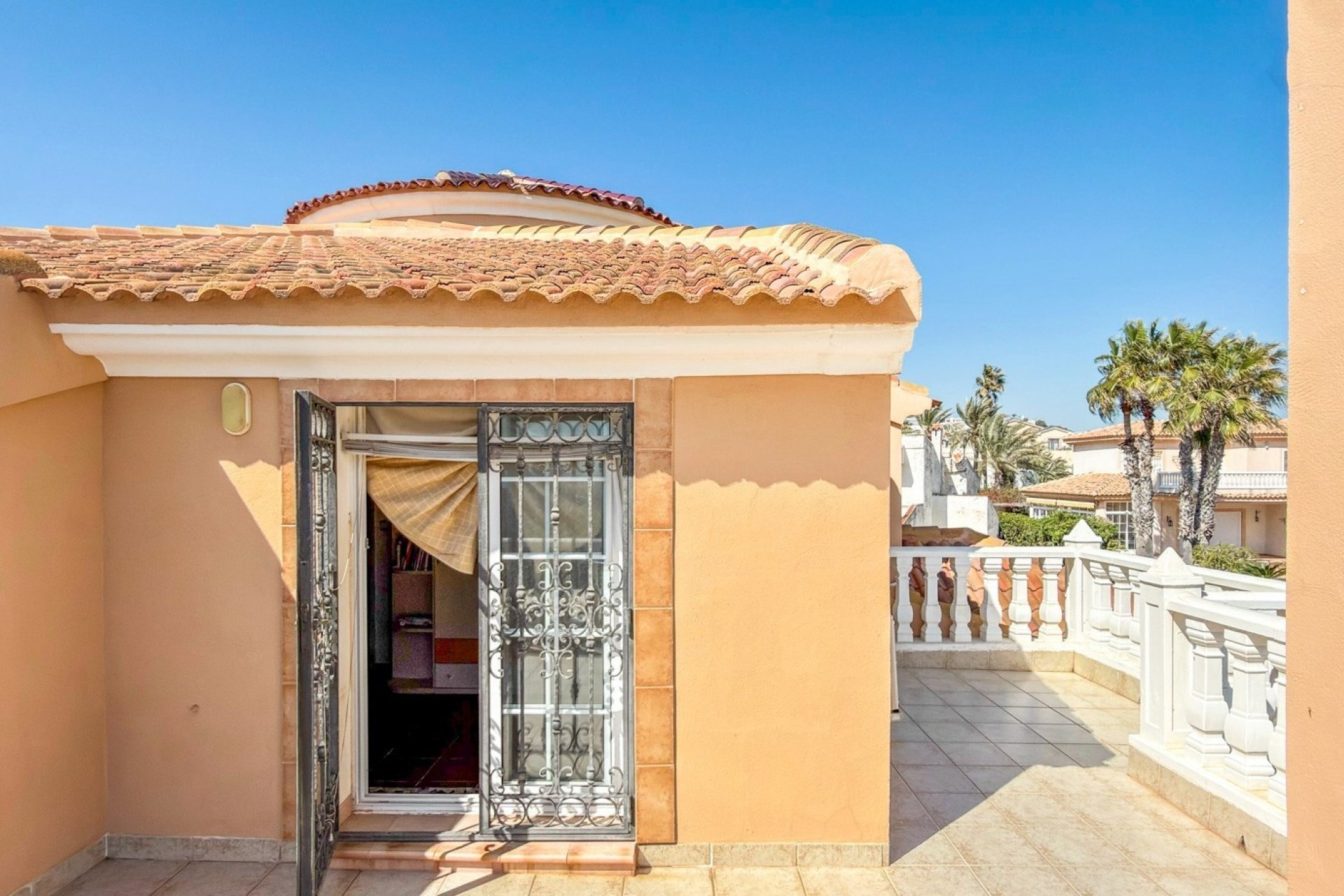 Odsprzedaż - Villa - Torrevieja - Torrelamata - La Mata