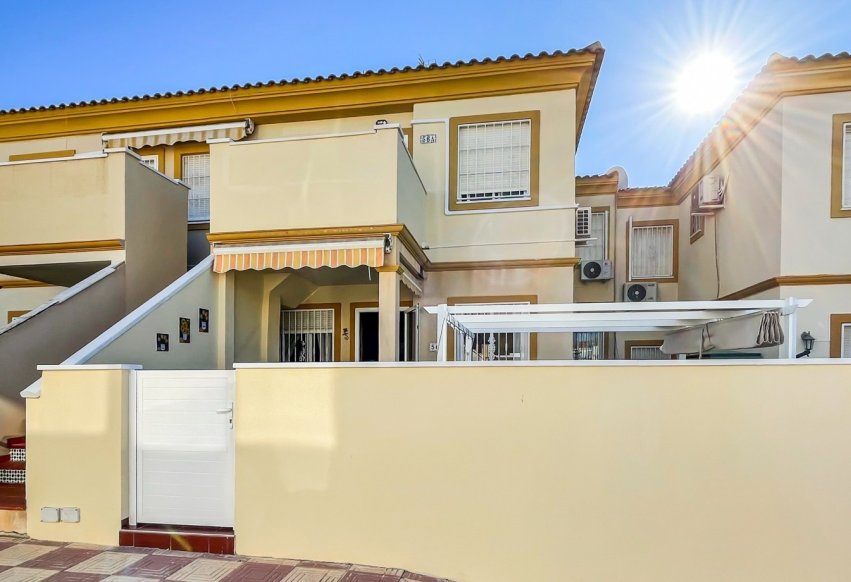 Perpardavimas - Bungalow - Orihuela Costa - Playa Flamenca