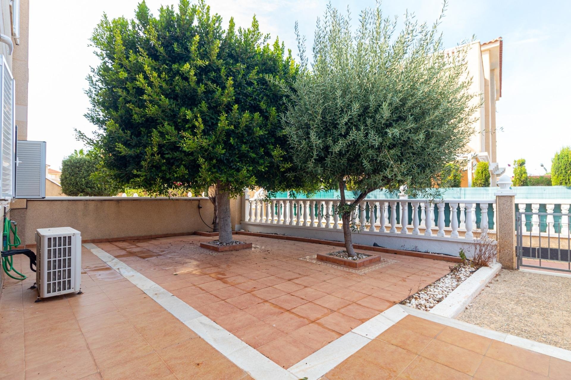 Perpardavimas - Bungalow - Orihuela Costa - Punta Prima
