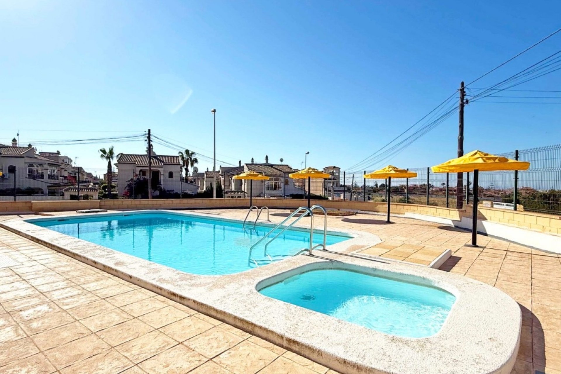 Perpardavimas - Bungalow - Torrevieja - Torrelamata - La Mata