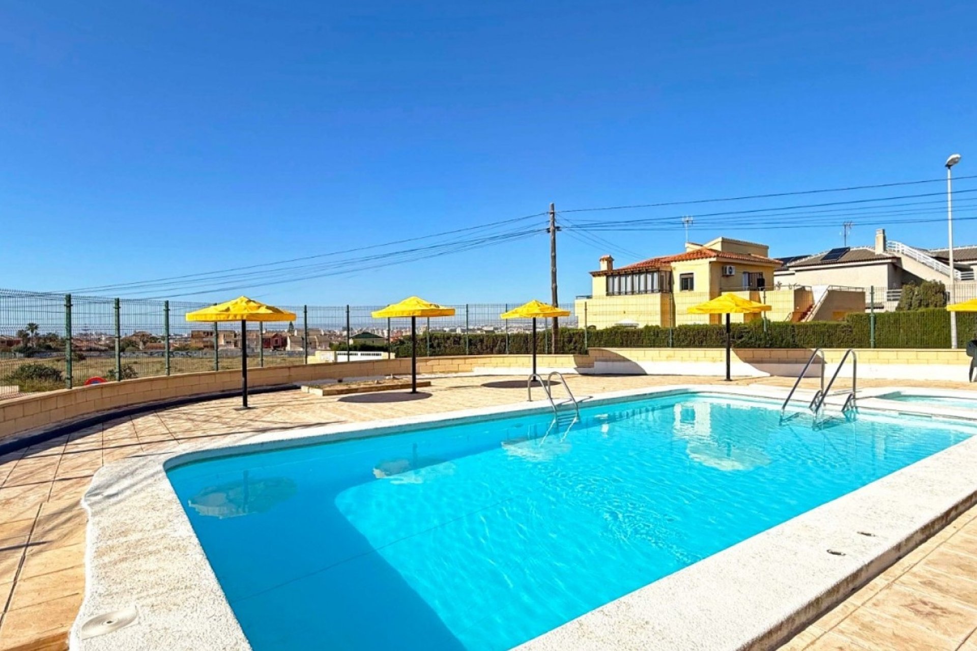 Perpardavimas - Bungalow - Torrevieja - Torrelamata - La Mata