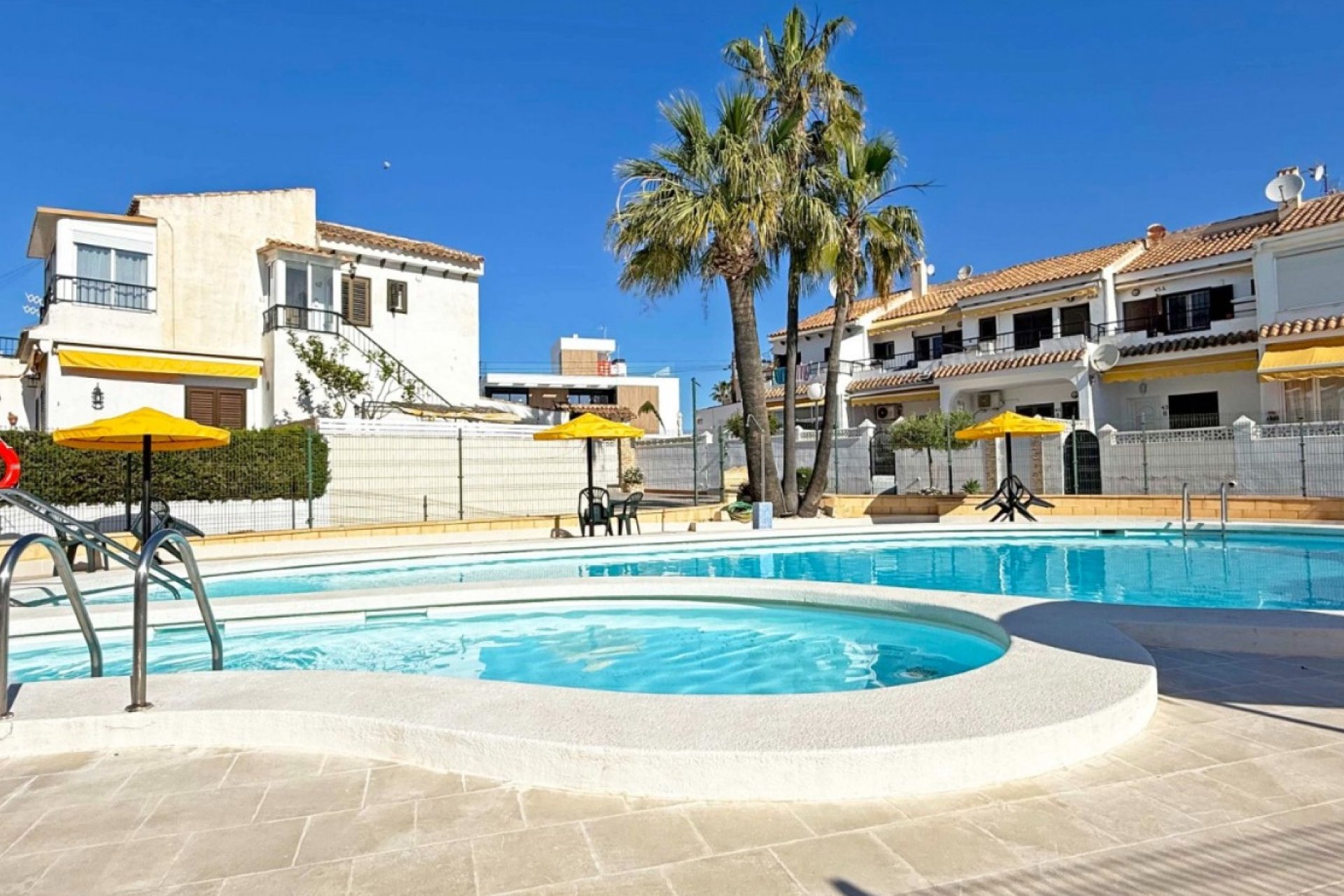 Perpardavimas - Bungalow - Torrevieja - Torrelamata - La Mata