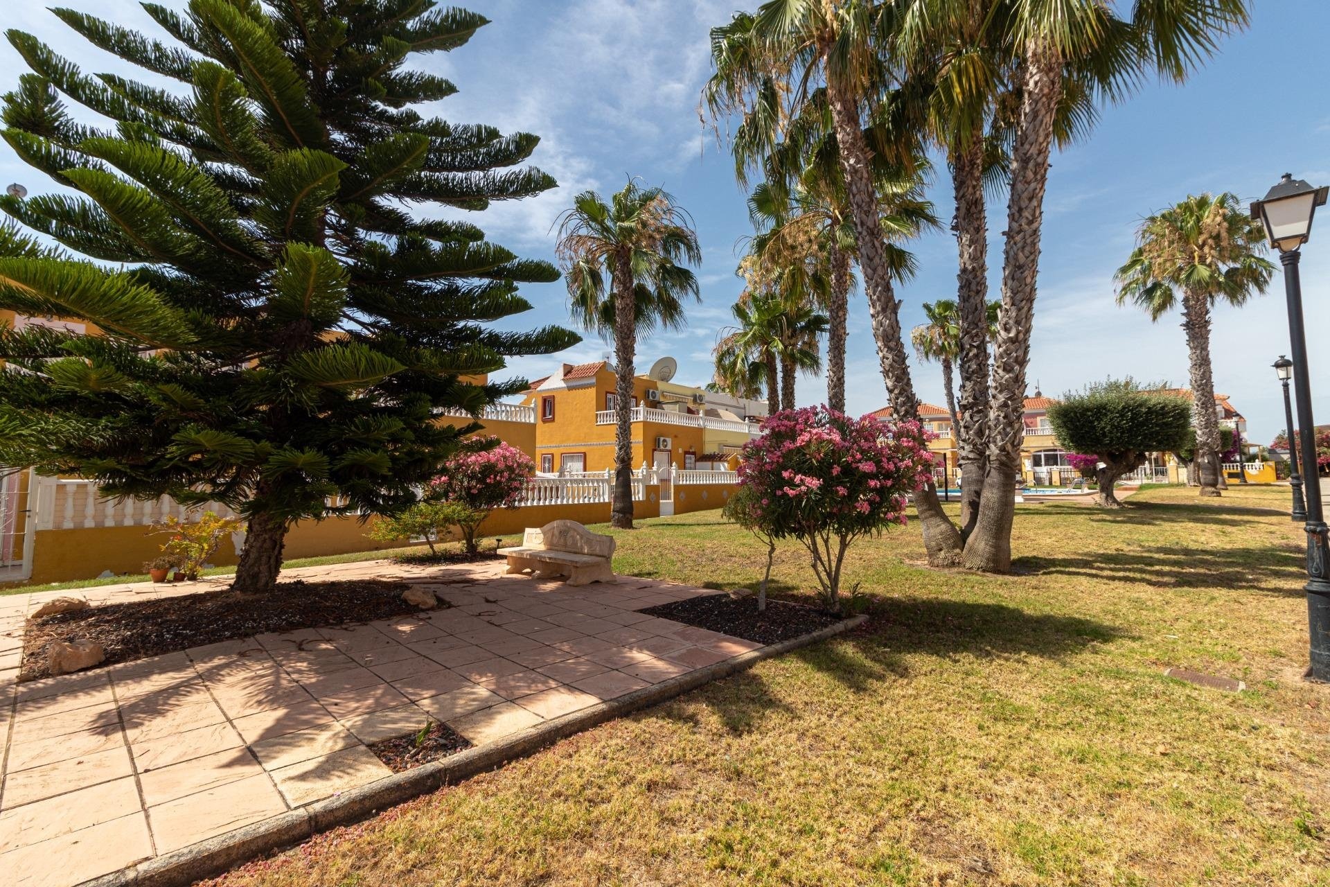 Perpardavimas - Dvipusis - Orihuela Costa - La Regia