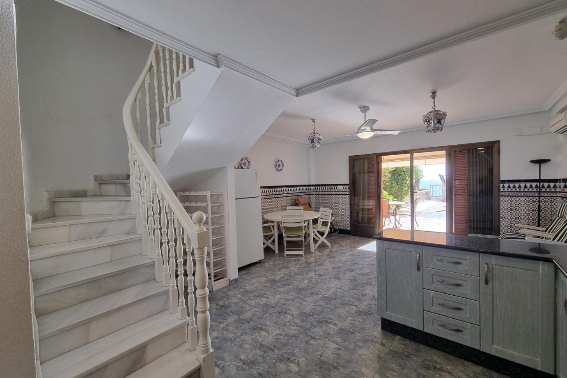 Perpardavimas - Dvipusis - Santa Pola - Playa del Este