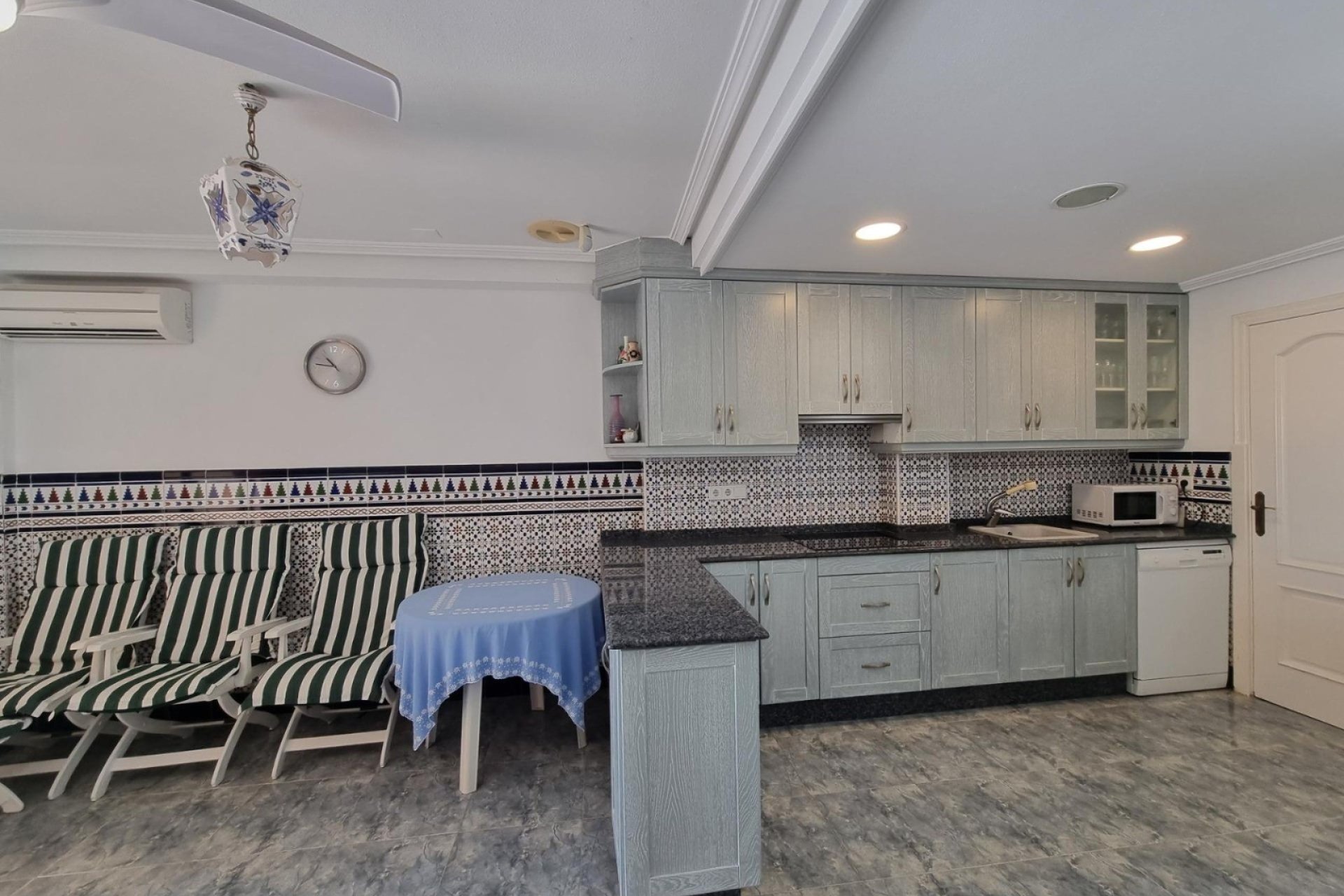 Perpardavimas - Dvipusis - Santa Pola - Playa del Este