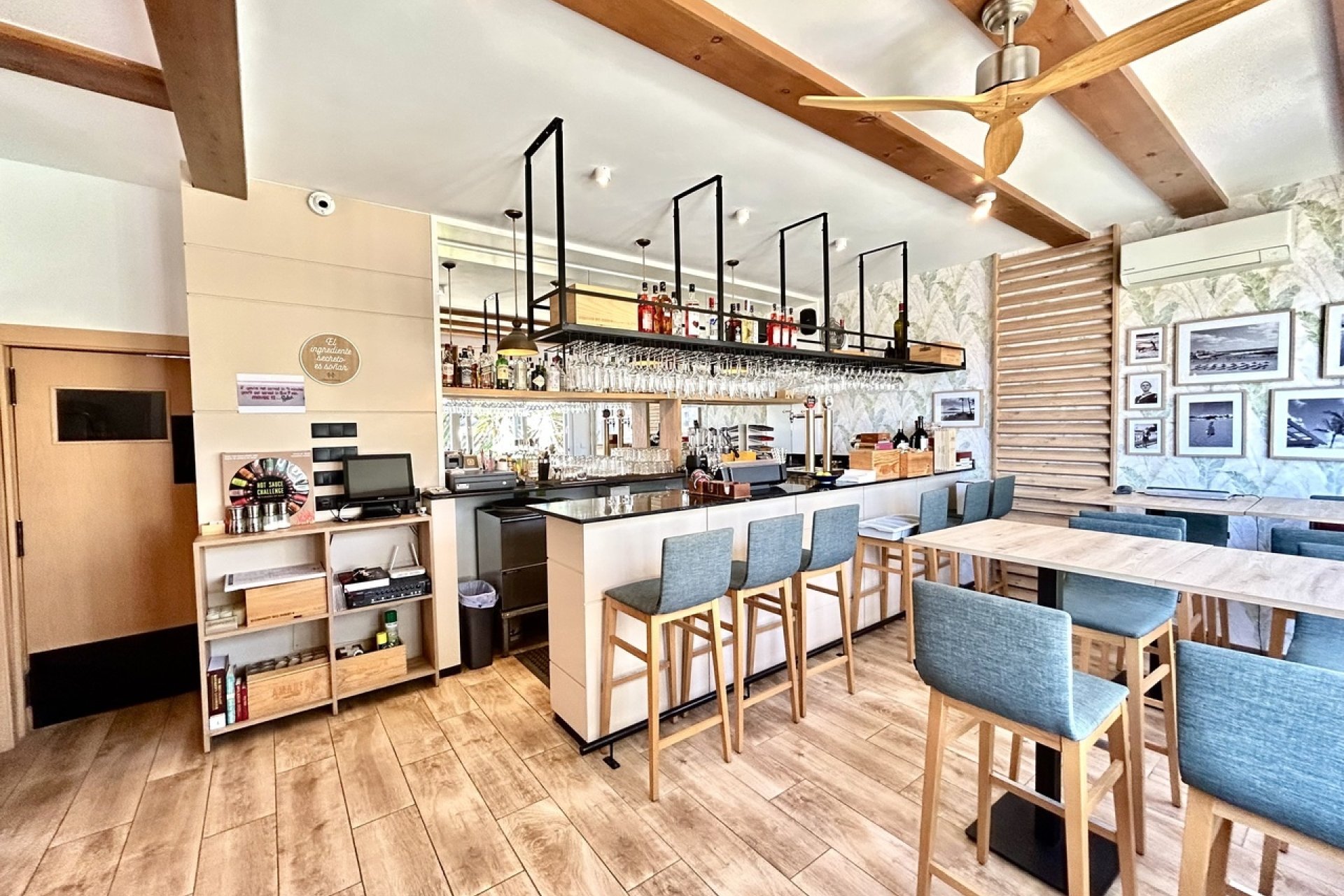 Perpardavimas - Local comercial - Orihuela Costa - Cabo Roig