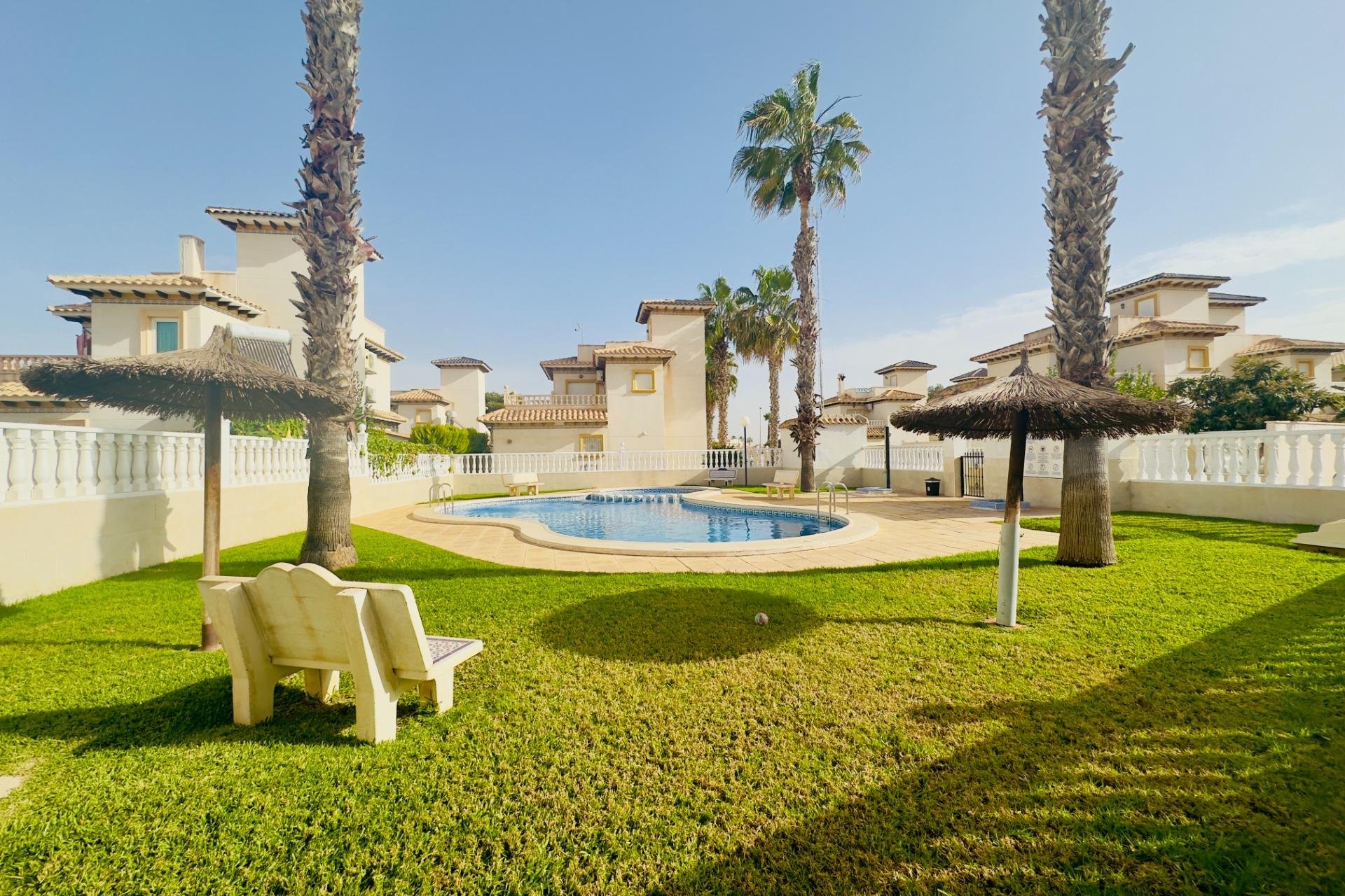 Perpardavimas - Vila - Orihuela Costa - Cabo Roig