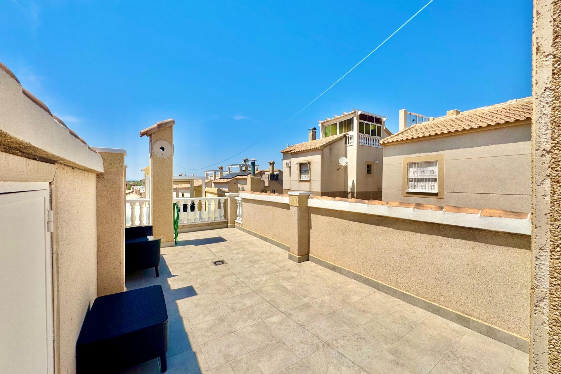 Perpardavimas - Vila - Orihuela Costa - La Florida