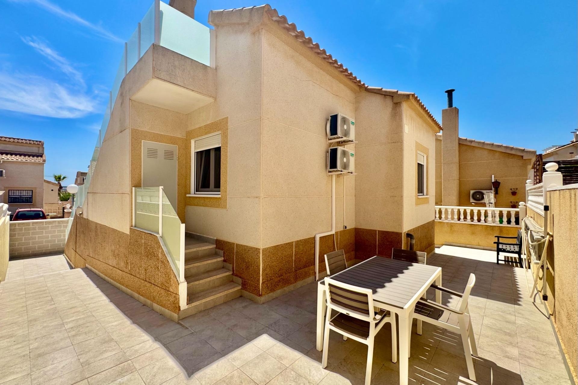 Perpardavimas - Vila - Orihuela Costa - La Florida
