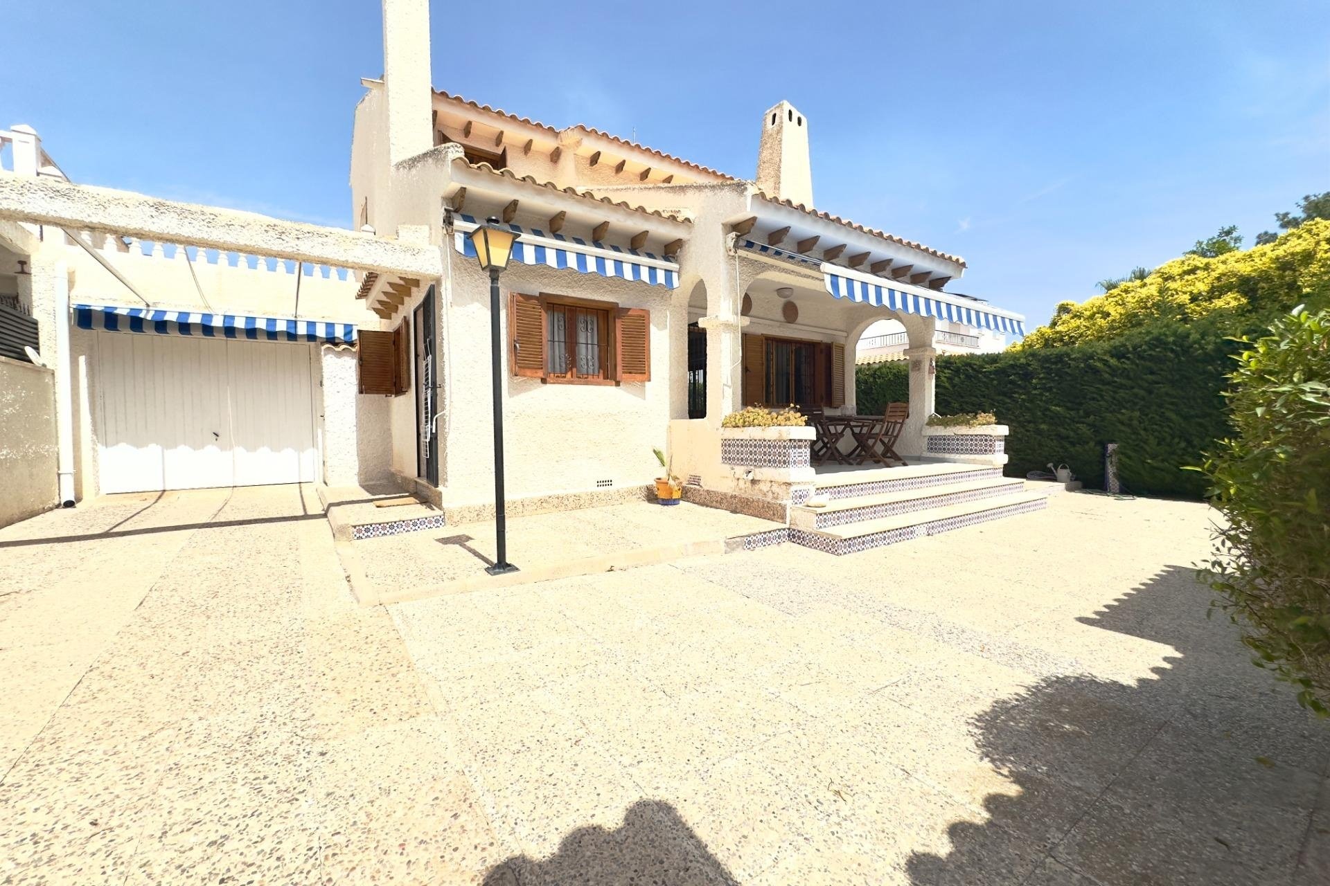 Perpardavimas - Vila - Orihuela Costa - La Zenia
