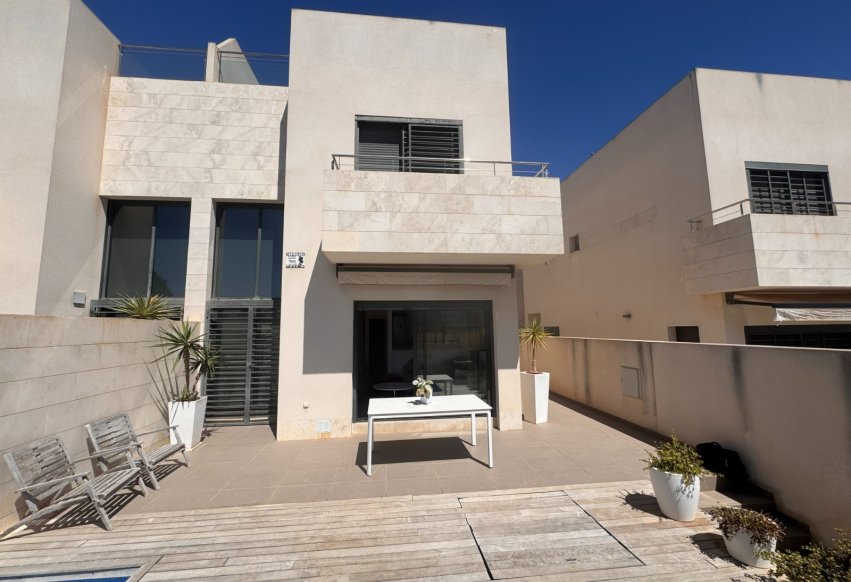 Perpardavimas - Vila - Orihuela Costa - La Zenia