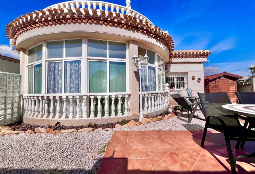 Perpardavimas - Vila - Orihuela Costa - La Zenia