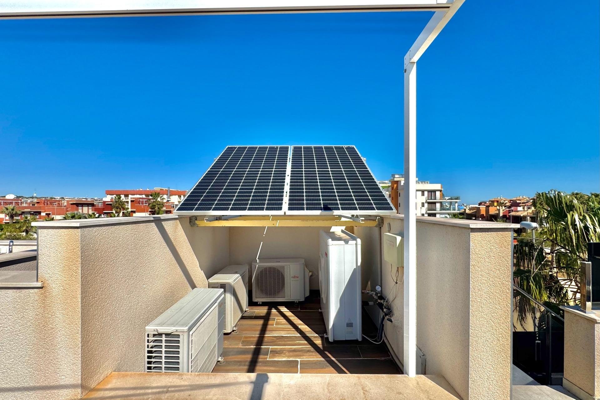 Perpardavimas - Vila - Orihuela Costa - Lomas de Cabo Roig