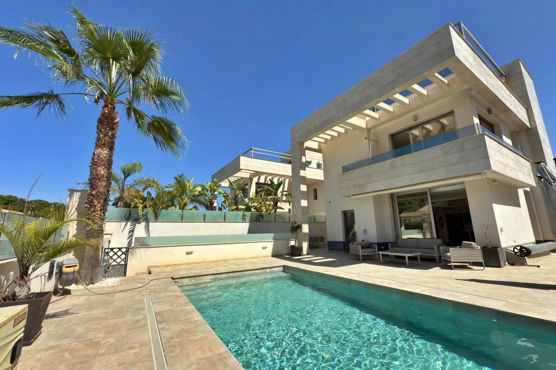 Perpardavimas - Vila - Orihuela Costa - Villamartín