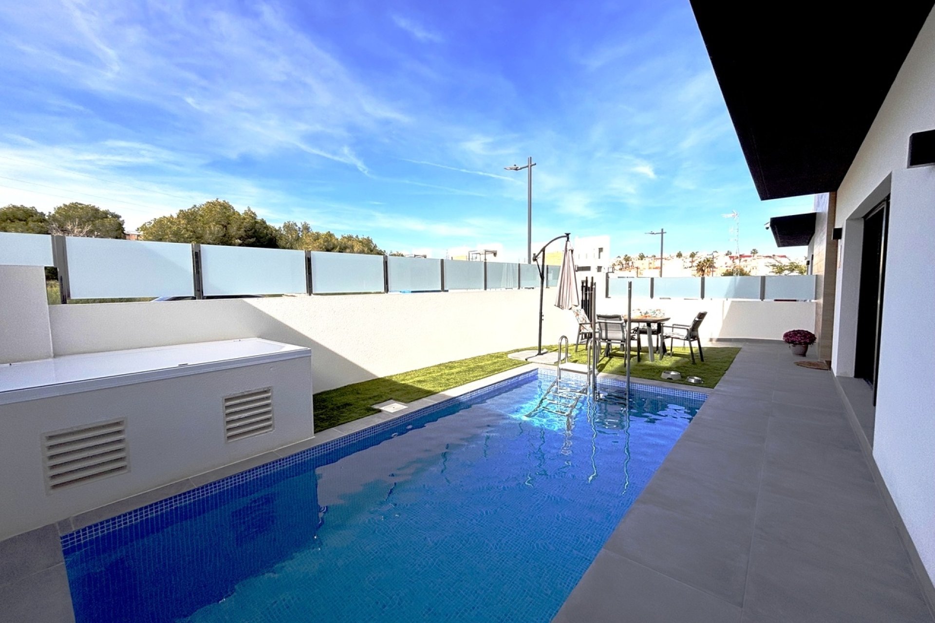 Perpardavimas - Vila - Orihuela Costa - Villamartín