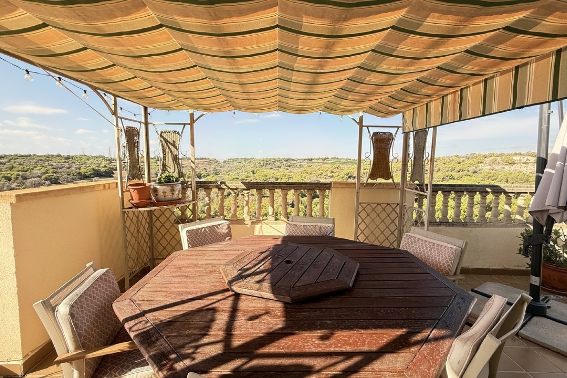 Perpardavimas - Vila - Orihuela Costa - Villamartín