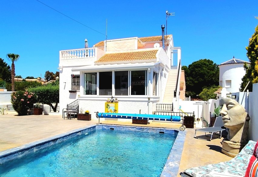 Perpardavimas - Vila - Orihuela Costa - Vistabella