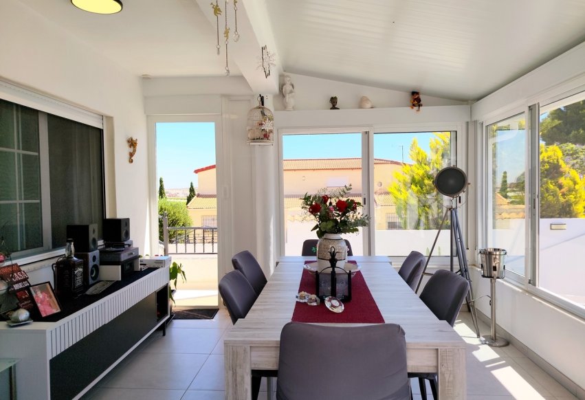 Perpardavimas - Vila - Orihuela Costa - Vistabella