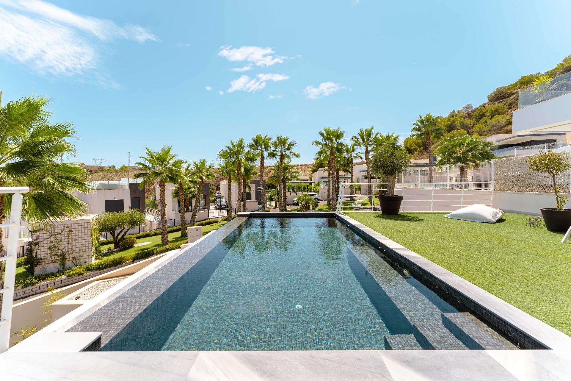 Perpardavimas - Vila - San Miguel de Salinas - Costa blanca sur