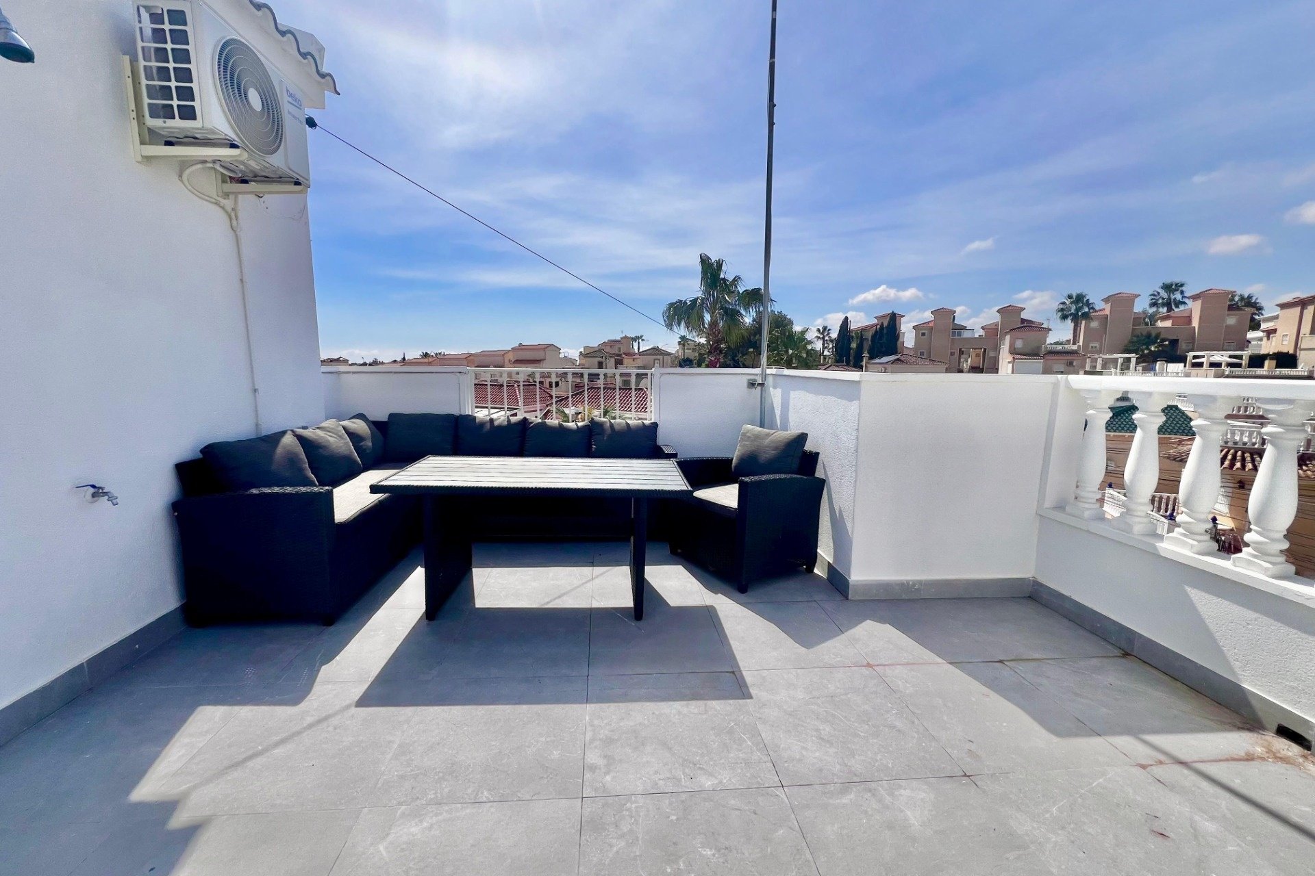 Perpardavimas - Vila - San Miguel de Salinas - Las filipinas