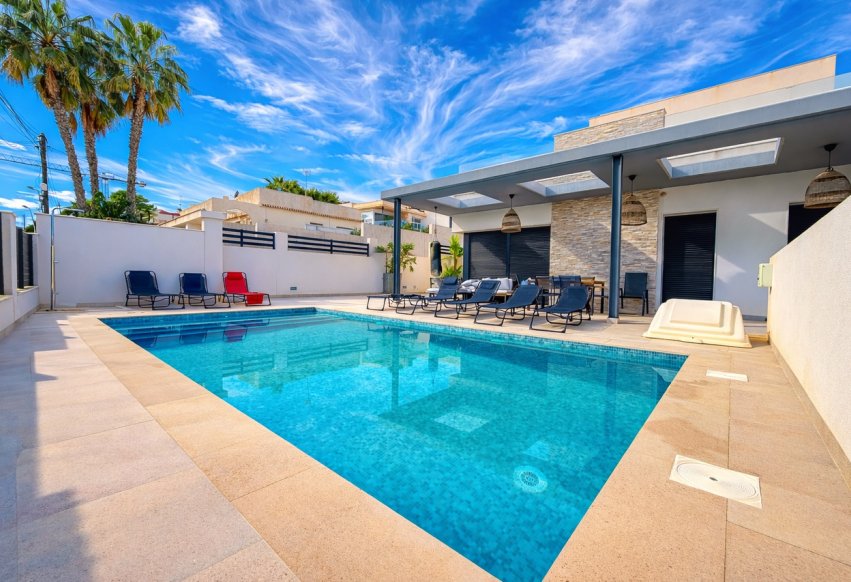 Perpardavimas - Vila - Torrevieja - Los Balcones - Los Altos