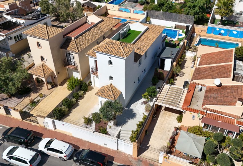 Perpardavimas - Vila - Torrevieja - Los Balcones - Los Altos
