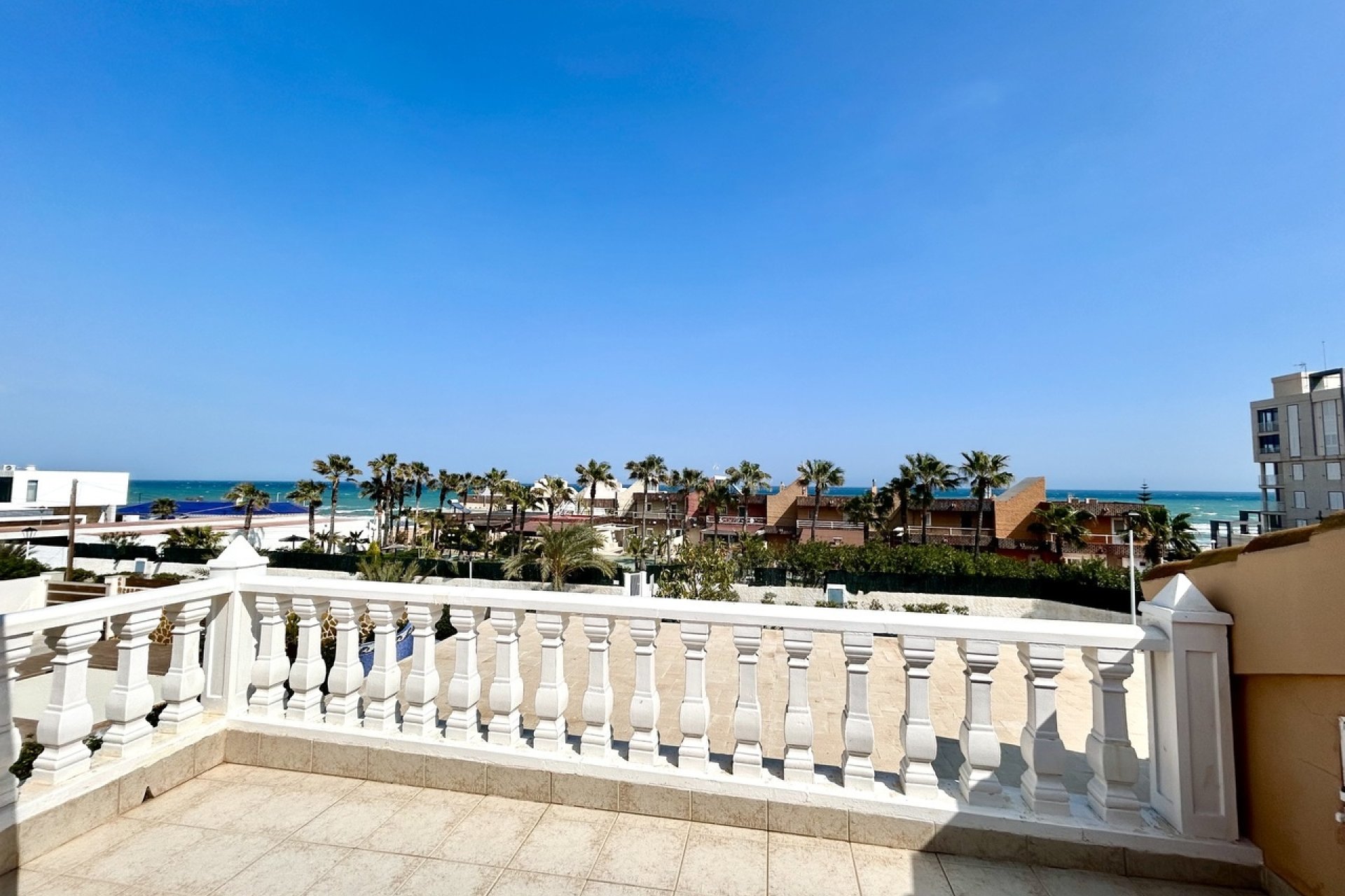 Perpardavimas - Vila - Torrevieja